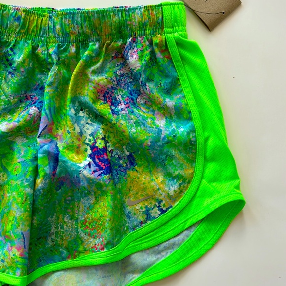 Nike Dri Fit Athletic Shorts - Picture 2 of 4